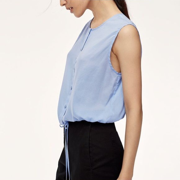 Aritzia The Group by Babaton Candin Blouse - Picture 2 of 4